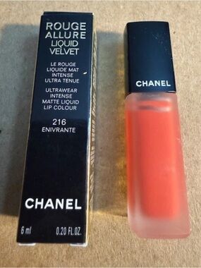 CHANEL Rouge Allure Liquid Velvet 216 Enivrante - Coral Orange